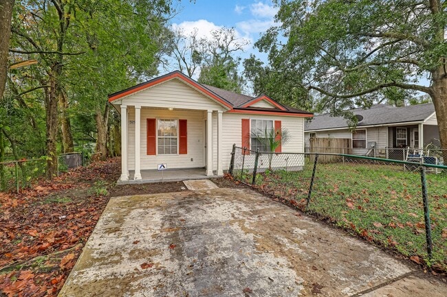 Building Photo - 3252 Rayford St