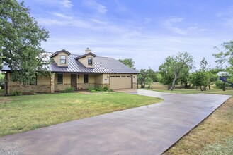 Building Photo - 2924 Candace Cir