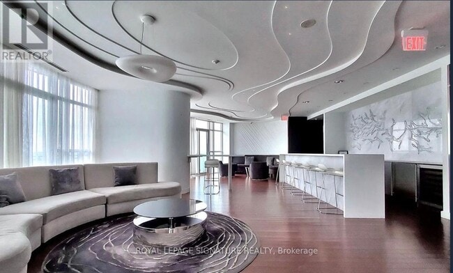 Building Photo - 50 Absolute Ave