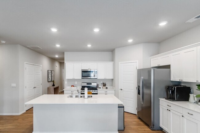 Building Photo - Charming 4-Bedroom Home in Prime Spokane L...
