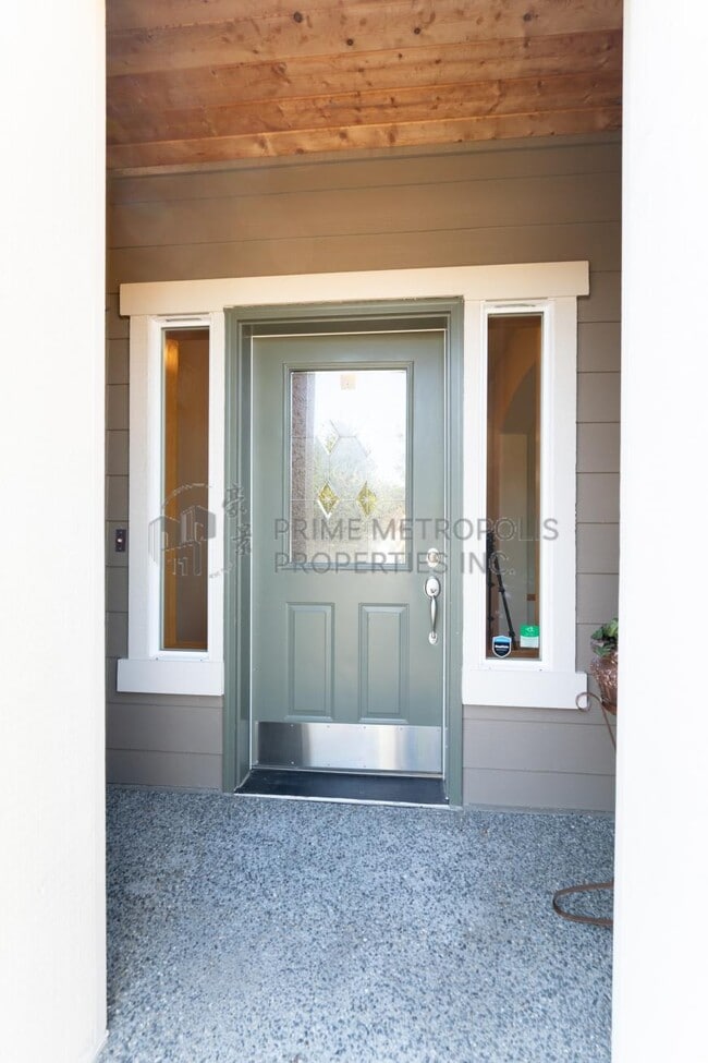 Building Photo - 4 bedroom in Lynnwood WA 98036