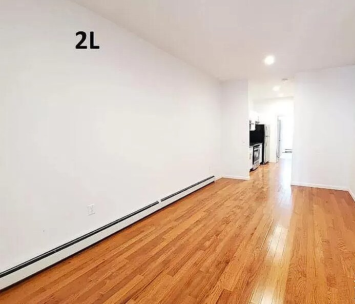 Foto del edificio - 205 Garfield Ave