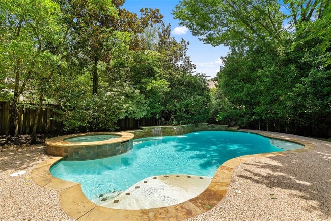 Building Photo - 22 S Bethany Bend Cir