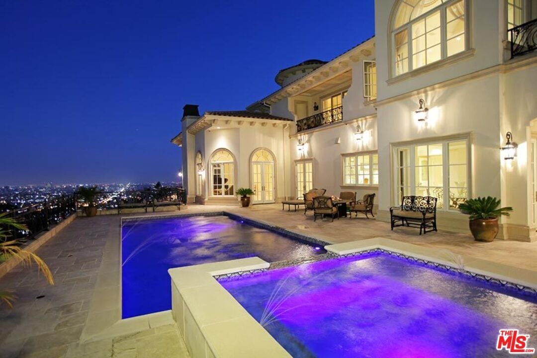 Foto principal - 2025 E Live Oak Dr