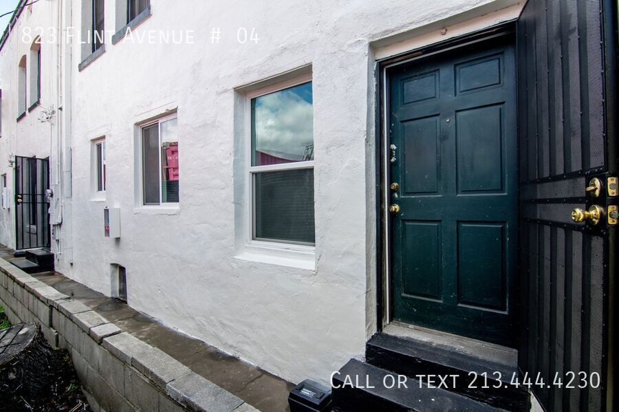 Foto principal - 823 N Flint Ave