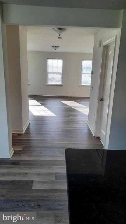 Foto del edificio - 815 Schooner Ln