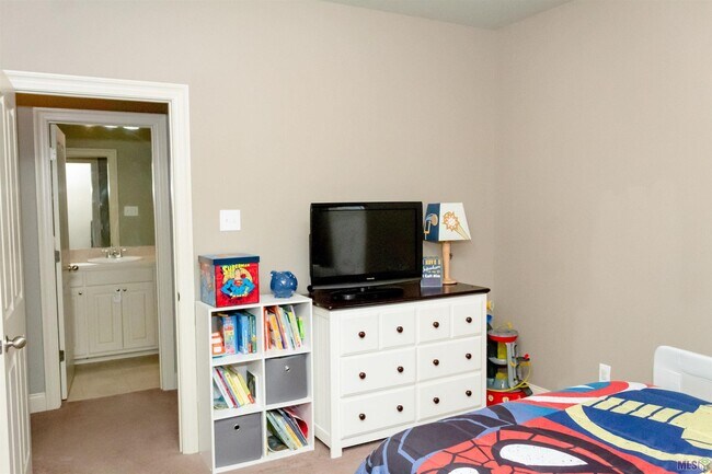 Building Photo - 7132 Marshall Bond Dr