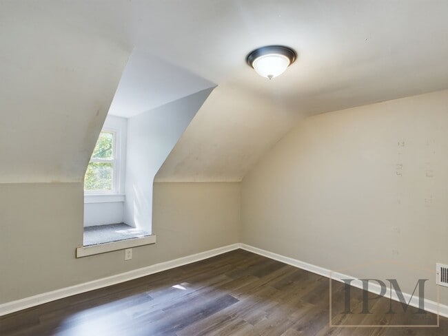 Foto del edificio - Coming Soon   Spacious 3 bedroom Located i...