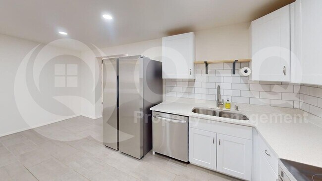 Foto del edificio - 9301 E 29th St