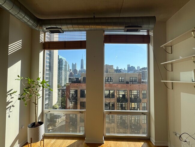 Foto del edificio - 720 N Larrabee St