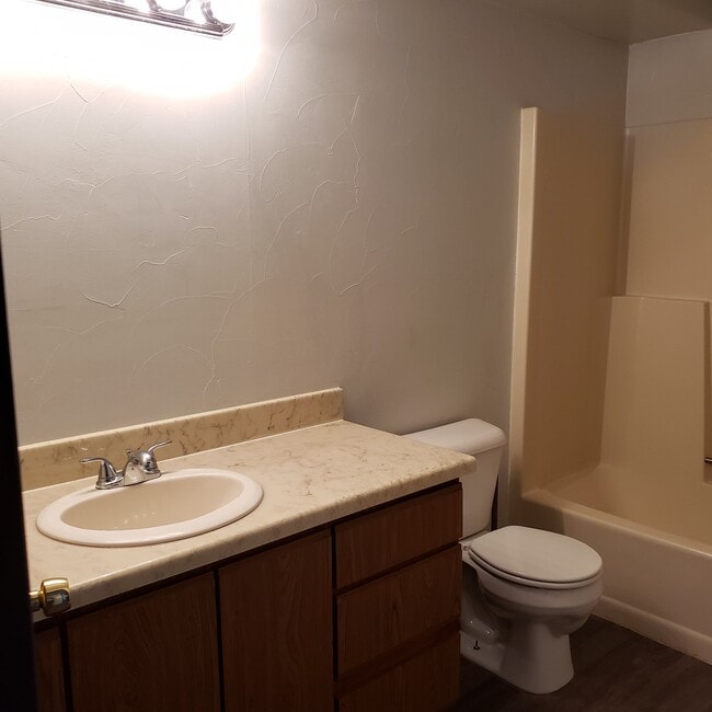 bathroom - 1803 Badger St