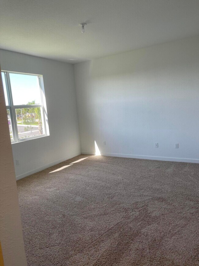 Foto del edificio - 8542 Via Mar Rosso