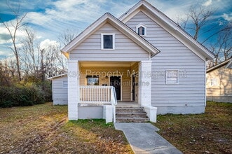 Building Photo - 1626 Brown St