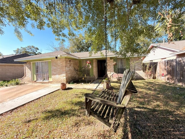 Foto del edificio - 6406 Tall Willow Dr