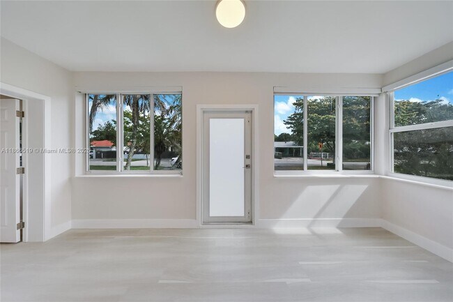 Foto del edificio - 4420 SW 4th St