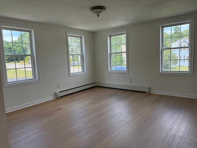 Foto del edificio - 146 Hayden Rowe St
