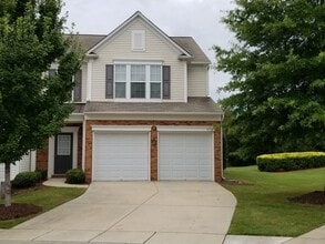 Building Photo - 425 S Sharon Amity Rd