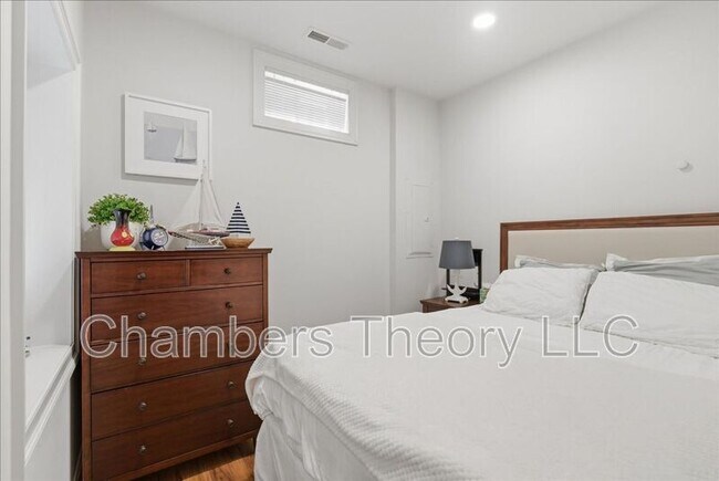 Foto del edificio - 8407 Chaucer House Ct