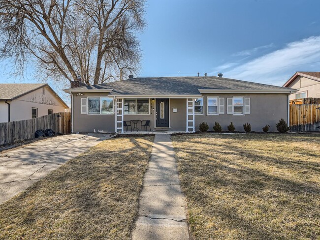 Photo - 1673 S Michigan Way House