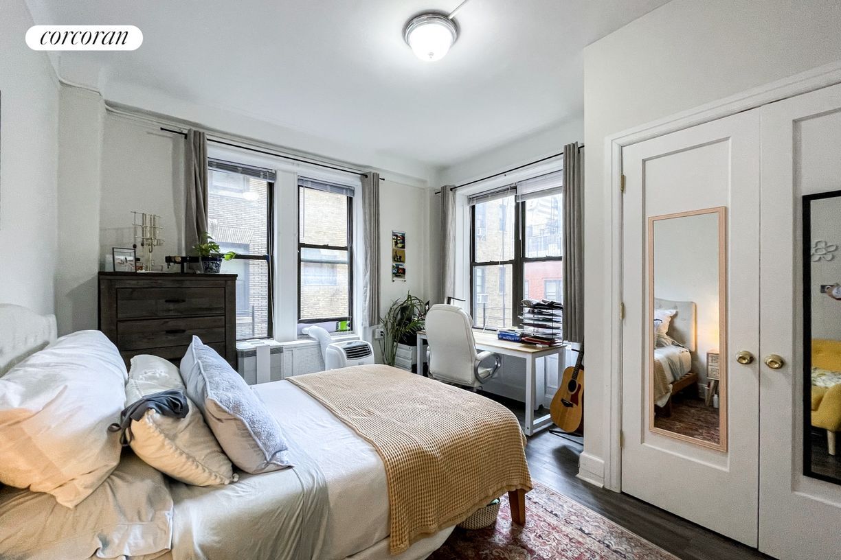Foto principal - 2841 Broadway