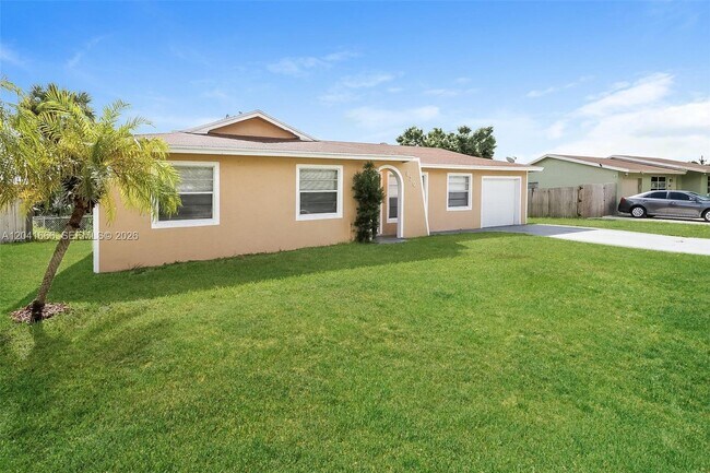 Foto del edificio - 830 Royal Palm Beach Blvd