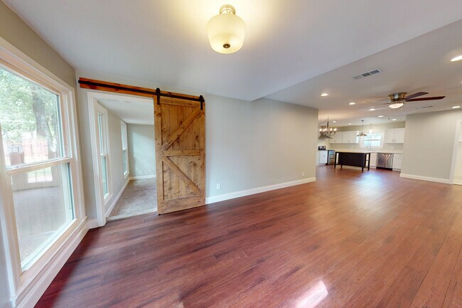 Sala de estar - 1901 11th St