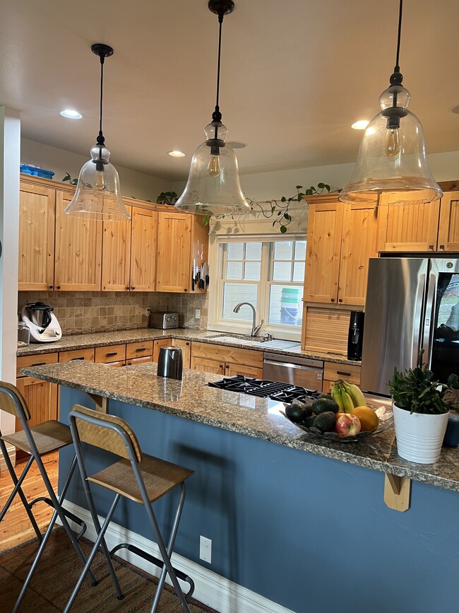 Foto del edificio - 3930 Baxter Ln