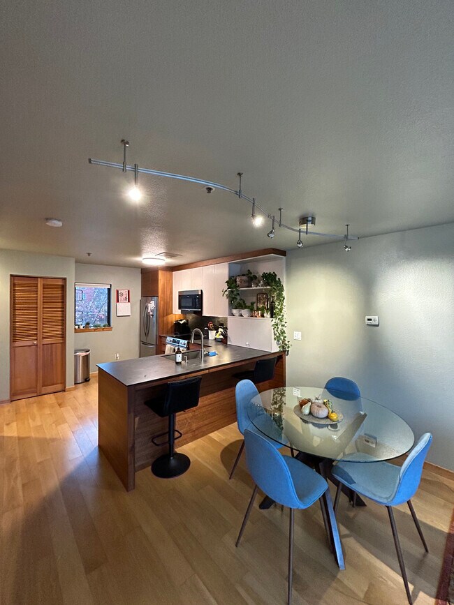 Dining table + Updated Kitchen - 710 NW Naito Pky