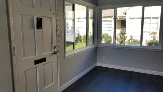 Foto del edificio - 5838 Autry Ave