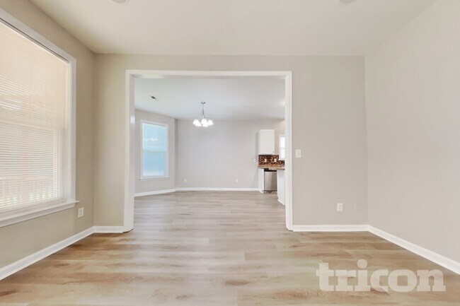 Foto del edificio - 308 Collinsworth Dr