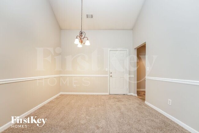 Foto del edificio - 2055 Mulberry Ln