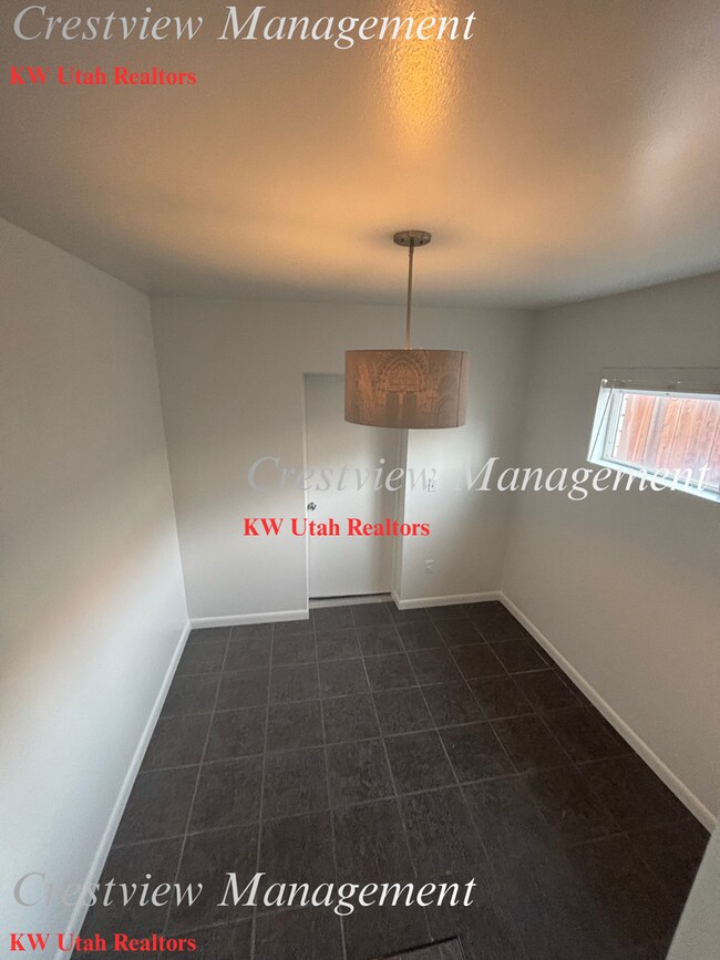 Building Photo - Marmalade Square