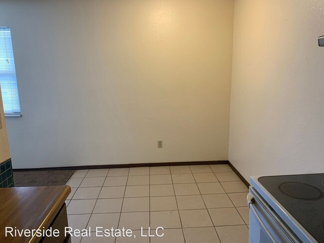 Foto del edificio - 913 Joliet Dr