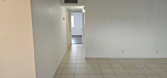 Foto del edificio - 420 Piedmont J