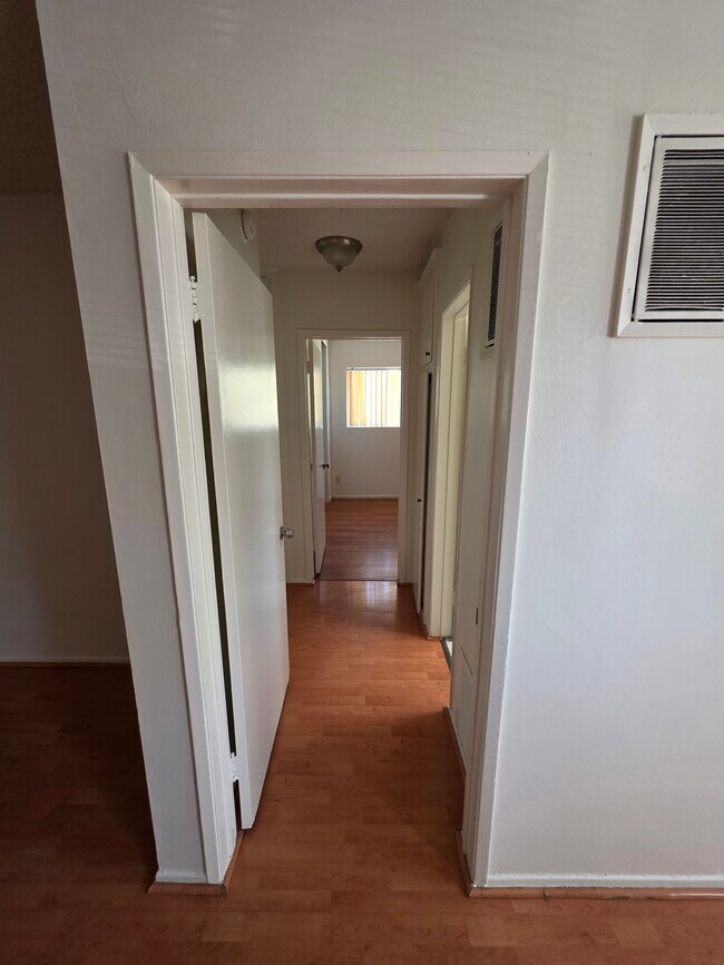 Foto del edificio - The Cloister Apartments