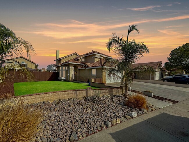 Foto del edificio - Stunning 3B/2.5BA House in Menifee!