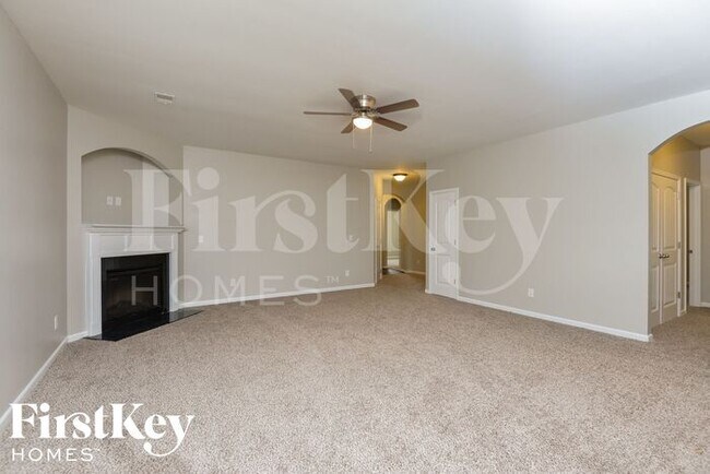 Foto del edificio - 2510 Glen Ln