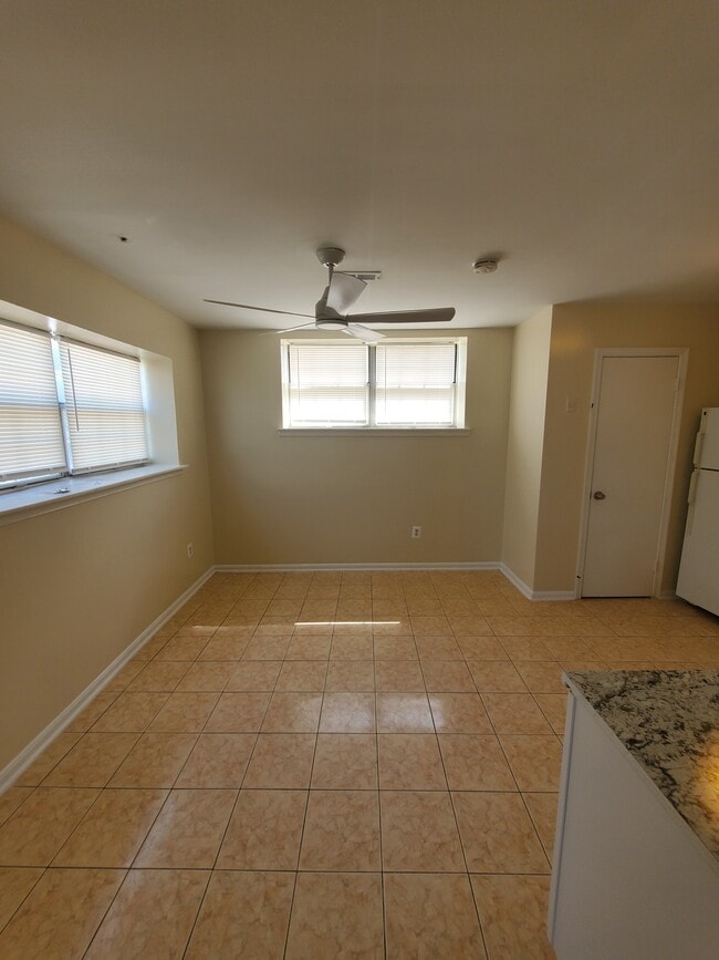 Kitchen/Dining - 6716 Milltown Ct