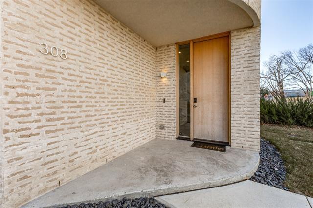 Foto del edificio - 308 Blackland Ct