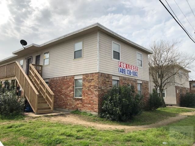 Primary Photo - 4209 Sealy Ave