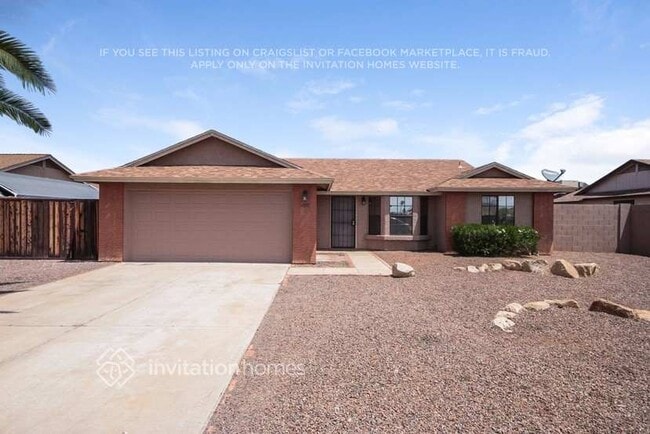 Building Photo - 9020 W Las Palmaritas Dr