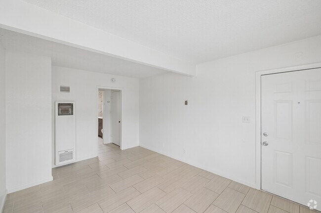 1 dormitorio, 1 baño - 511 pies cuadrados - Sala de estar - 6565 Segovia Rd