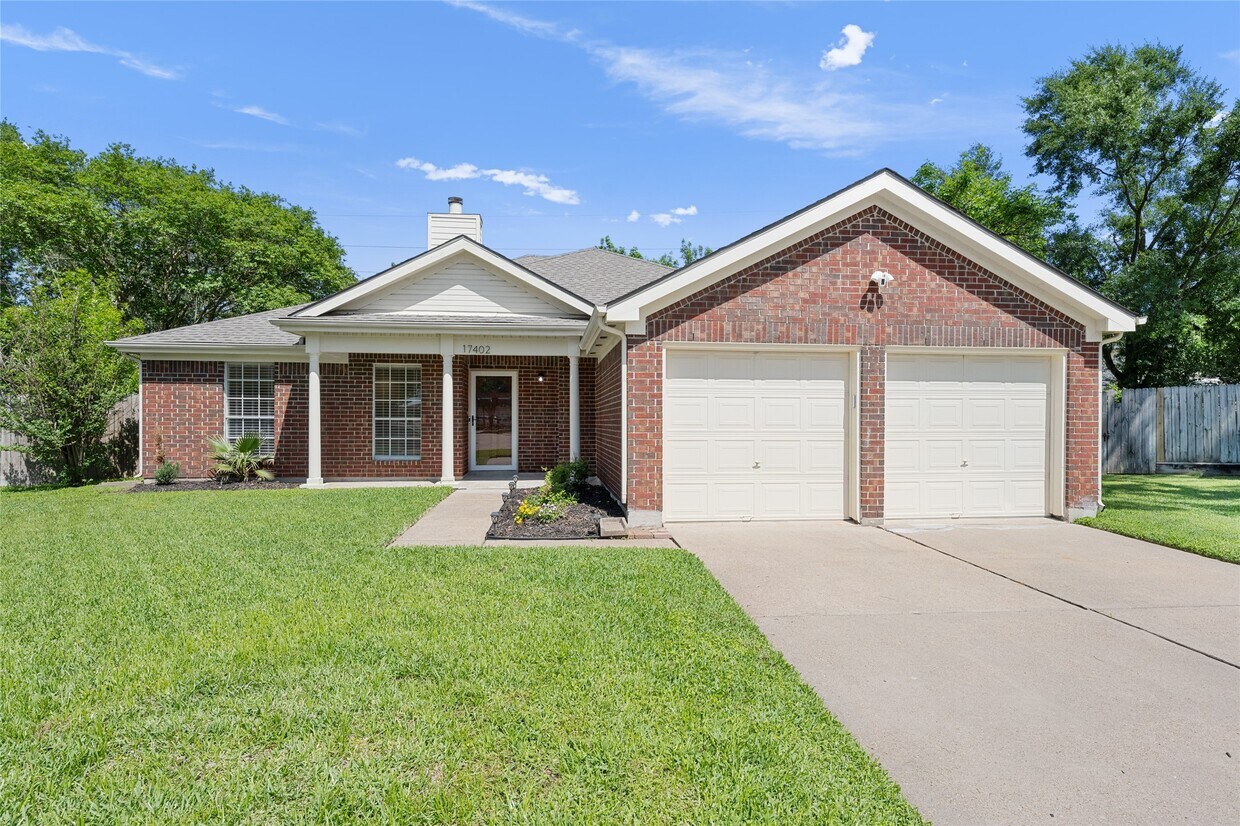 Primary Photo - 17402 Eastwood Cir