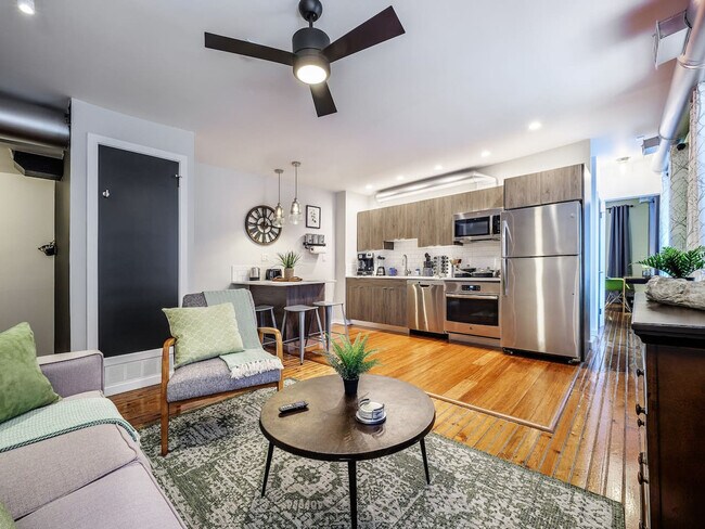 Foto del edificio - 219 Vine St