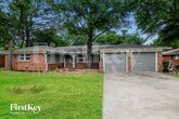 Foto principal - 1033 Cavender Dr