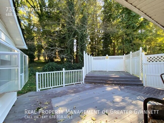 Charming Home in Great Location! photo'