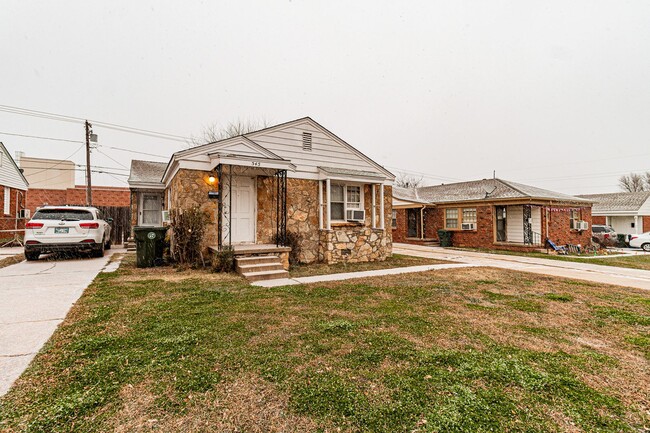Building Photo - Charming One Bedroom in Midwest City: 545 ...