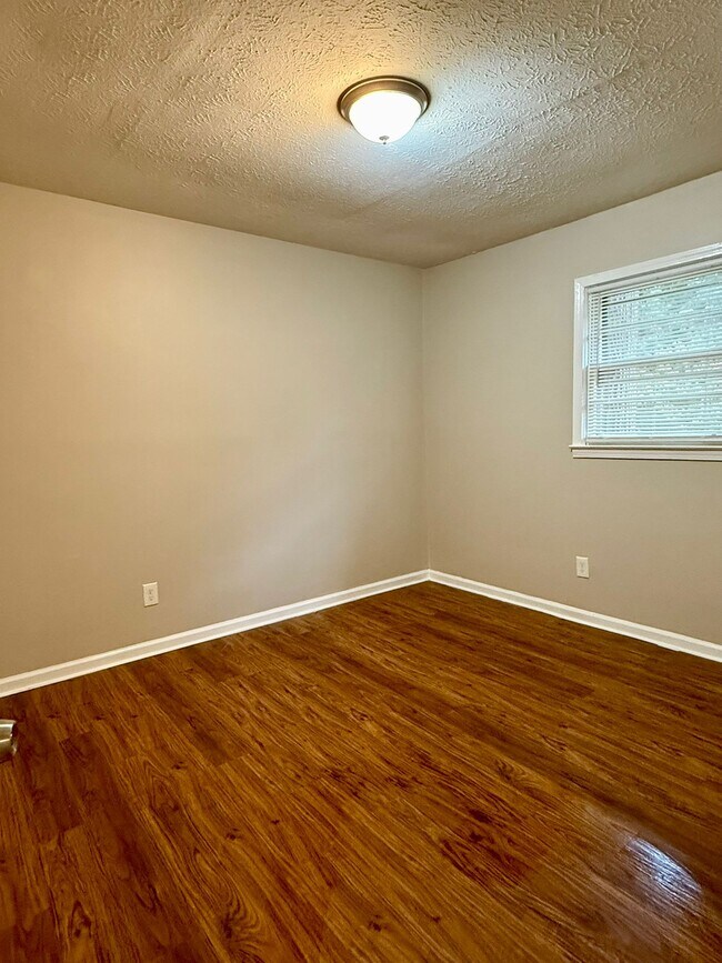 Foto del edificio - 3638 Sweetbriar Cir