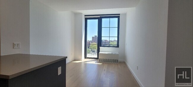 Building Photo - NORTHERN BOULEVARD