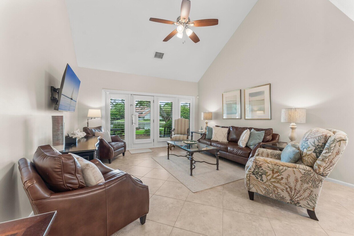 Foto principal - 5073 Beachwalk Way